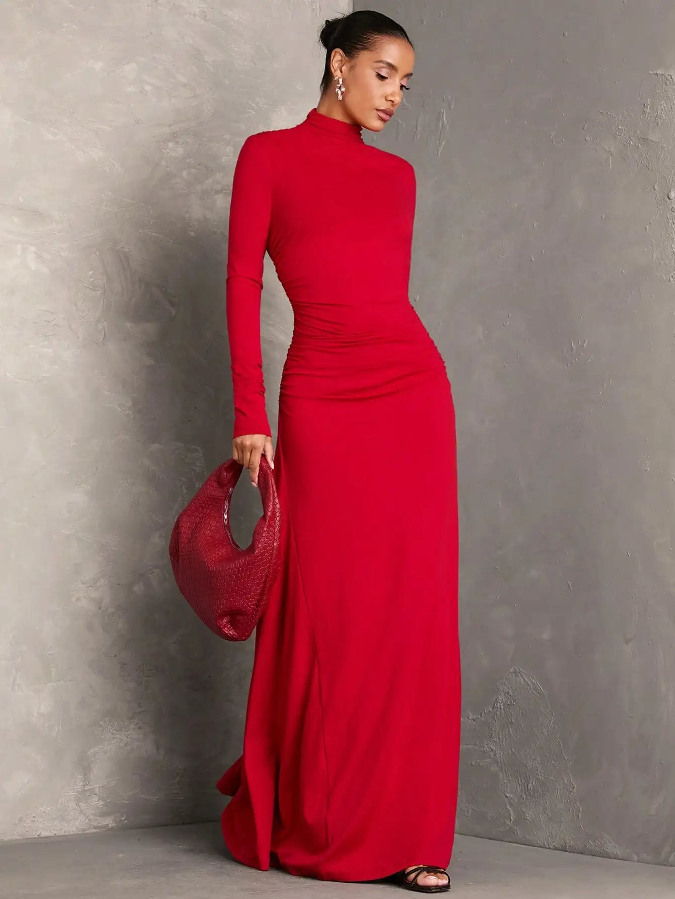 Elegant Pleated Maxi Dress with Stand Collar